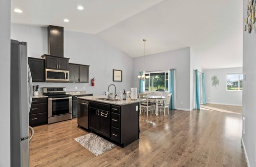 Ocean Shores House | Canal Front, Private Dock, Fully Fenced, Spacious!