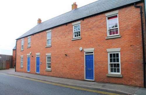 Diglis Apartment | Canal Side Apartment