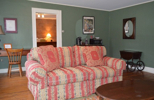 Little Falls Bed & Breakfast | Canal Side Inn