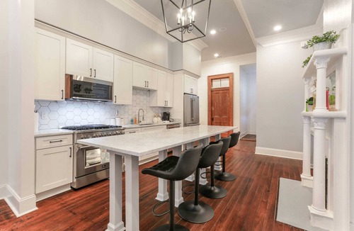 Tulane - Gravier House | Canal St. Historic Mini-Mansion