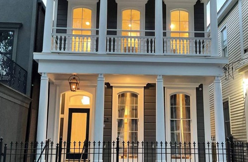 Tulane - Gravier House | Canal St. Historic Mini-Mansion