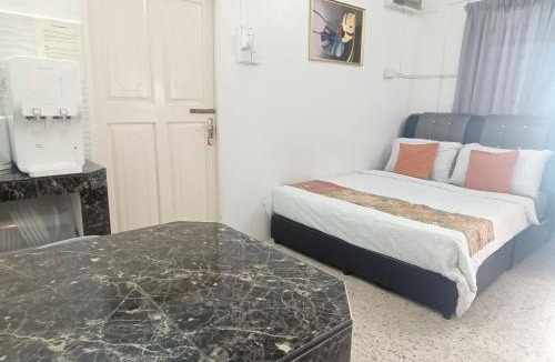 Kota Bharu House | Canal Studio Room Kota Bharu