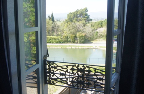 Marseillette Cottage | Canal View, superb gîte, Heated Pool near Carcassonne next to Canal du Midi.