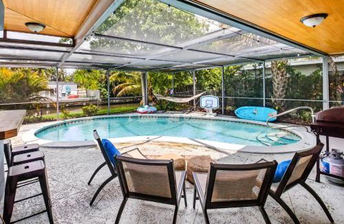 Fort Lauderdale House | Canal views featuring indoor pool