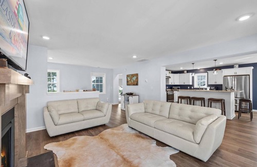 Captain's Cove House | Canalfront home with bulkhead by Seaside Vacations & Sales