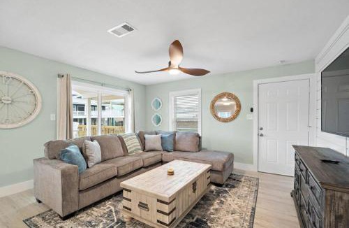 Galveston House | Canalfront Home With Huge Deck and Near the Beach