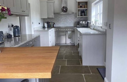 Himley Cottage | Canalside Lock House