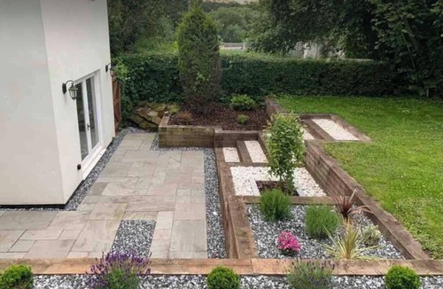 Himley Cottage | Canalside Lock House