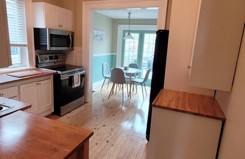 Port Colborne Hotel | Canalside Restaurant, Inn & Kitchen store