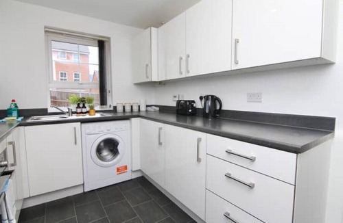 Coventry House | Canalview House by Patternbricks