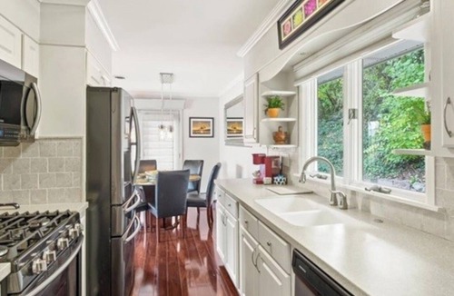 Canandaigua House | Canandaigua Lake Overlook