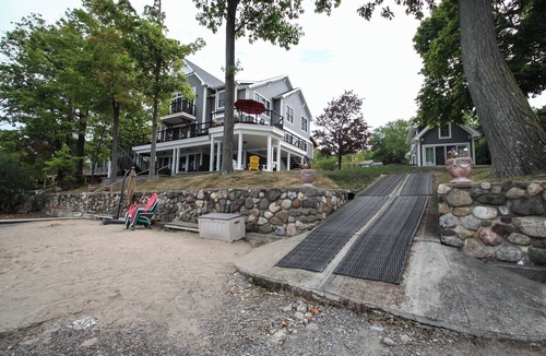 Rushville House | Canandaigua Lakefront | Sand Beach | Hot Tub/Dock