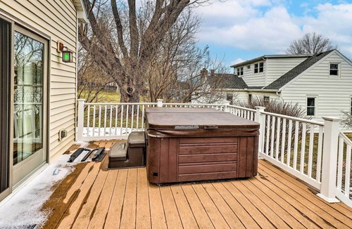Canandaigua Cottage | Canandaigua Vacation Rental w/ Hot Tub