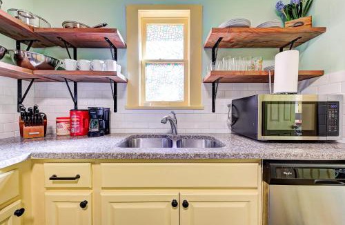 Central Oklahoma City House | Canary Cottage-brighten your stay-central NW OKC