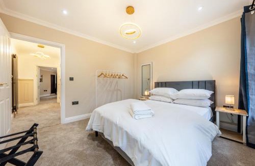 Bromley South House | Canary Wharf Beautiful Modern House