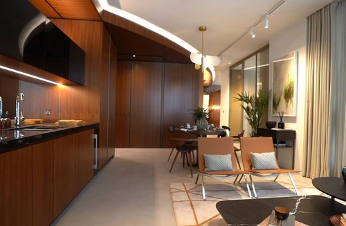 Canary Wharf Apartment | Canary Wharf Spacious Luxury Apartment