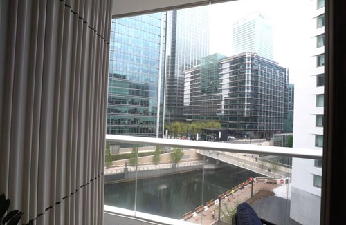 Canary Wharf Apartment | Canary Wharf Spacious Luxury Apartment