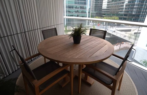 Canary Wharf Apartment | Canary Wharf Spacious Luxury Apartment