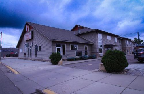 Canby Hotel | Canby Inn and Suites