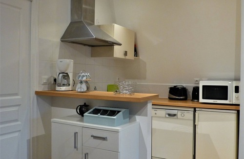 Cancale Apartment | CANCALE appt 2 pers port à 100 m, very cosy - 2nd and last floor