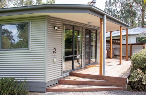 Kinglake Cottage | Candle Bark Cottage - Karma Kinglake