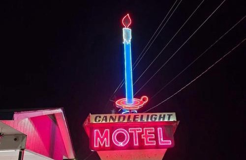 Ozark Hotel | Candle Light Motel