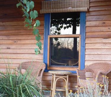 Wooragee House | Candlebark Retreat