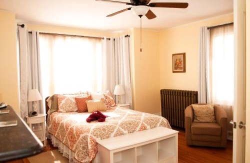 Freeport Bed & Breakfast | Candlebay Inn