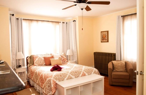 Freeport Bed & Breakfast | Candlebay Inn