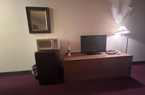 Scottsbluff Hotel | Candlelight Inn by Capital O Scottsbluff