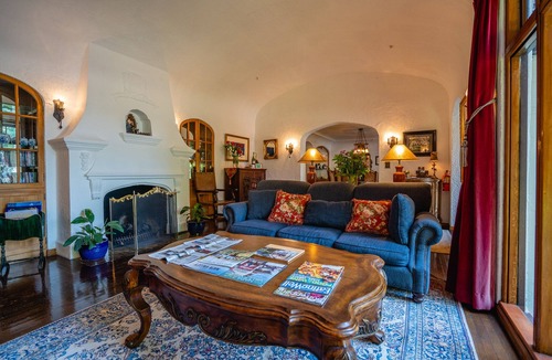 Browns Valley Bed & Breakfast | Candlelight Inn Napa Valley