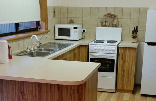 Gawler House | Candlepine Holiday Home