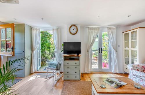 Lower Heyford House | Candlewick Cottage