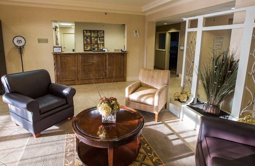 Springfield Hotel | Candlewood Suites Springfield, an IHG Hotel