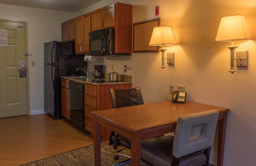 Abilene Hotel | Candlewood Suites ABILENE by IHG