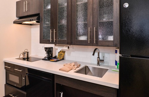 Austin Hotel | Candlewood Suites Austin Airport by IHG