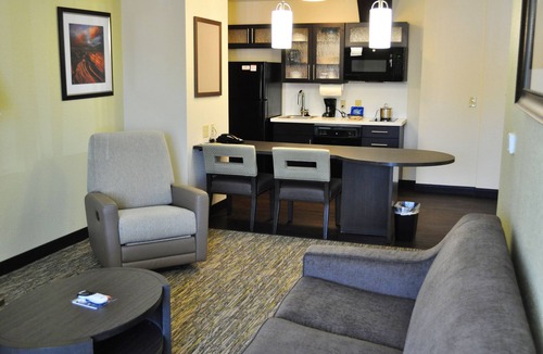 Bay City Hotel | Candlewood Suites Bay City by IHG