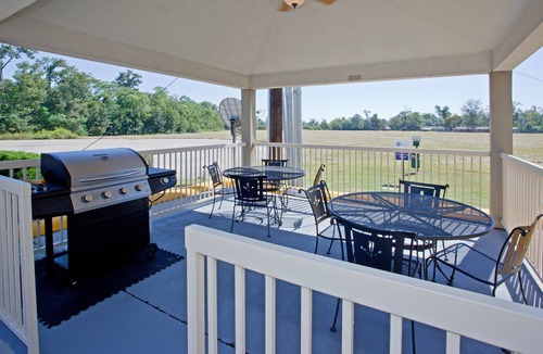 Beaumont Hotel | Candlewood Suites Beaumont, an IHG Hotel