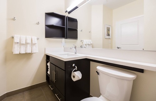 Buda Hotel | Candlewood Suites Buda - Austin SW by IHG
