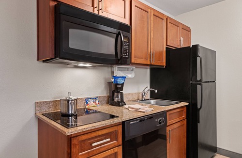 Cape Girardeau Hotel | Candlewood Suites Cape Girardeau by IHG