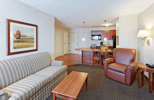 Cape Girardeau Hotel | Candlewood Suites Cape Girardeau by IHG