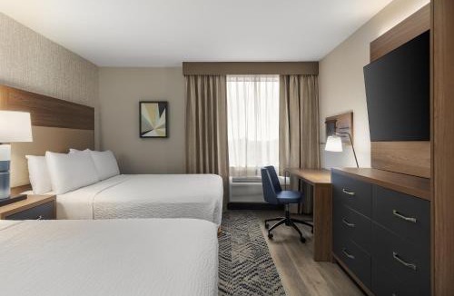 Chatham-Kent Hotel | Candlewood Suites Chatham South by IHG