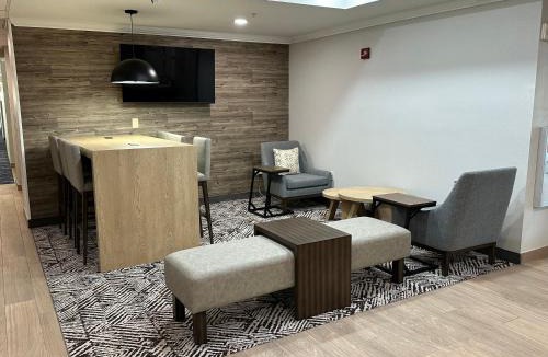 Conway Hotel | Candlewood Suites Conway by IHG