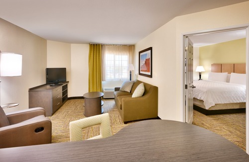 Plano Hotel | Candlewood Suites Dallas Plano East Richardson by IHG