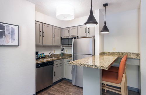 Eagan Hotel | Candlewood Suites Eagan Arpt South - Mall Area by IHG