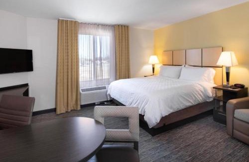 Enid Hotel | Candlewood Suites Enid by IHG