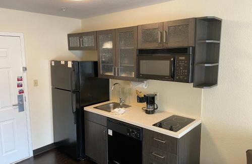 Hattiesburg Hotel | Candlewood Suites Hattiesburg by IHG