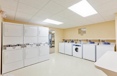 Sybertsville Hotel | Candlewood Suites Hazleton by IHG