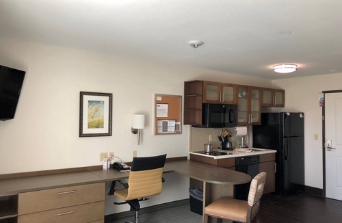 Bayou Cane Hotel | Candlewood Suites Houma by IHG