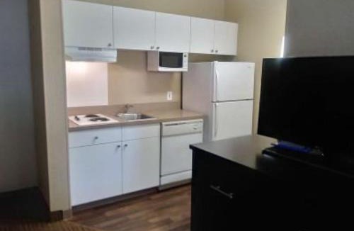 Webster Hotel | Candlewood Suites Houston Space Center - Webster